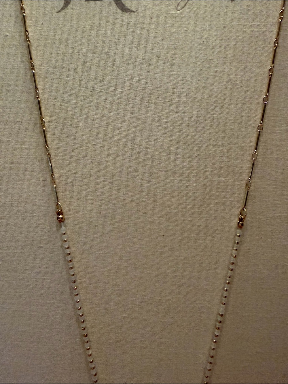 Kaairi Blue Goldtone Hammered Pendant with Goldtone Fringe and Faux Pearl - Picture 3 of 5